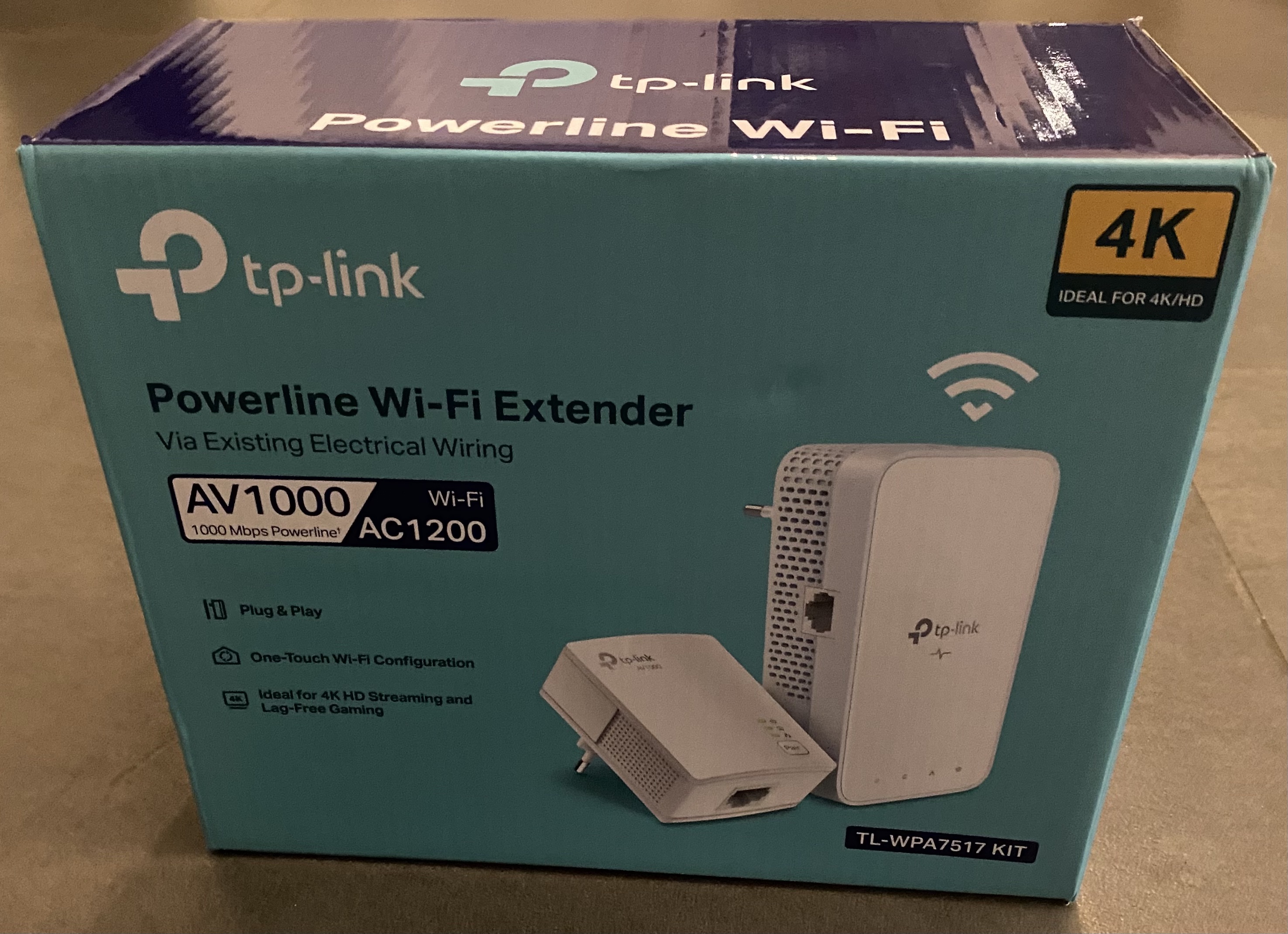 Picture of the packaging of TP-Link TL-WPA7517 Kit (AV1000)